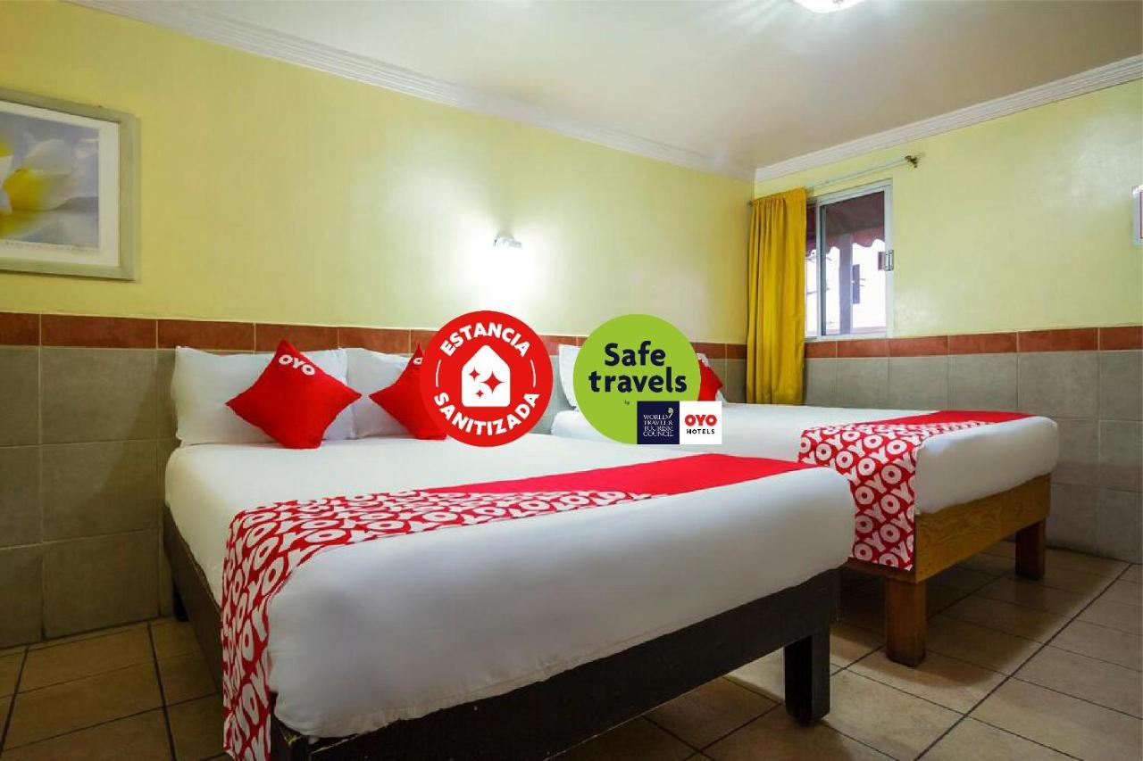 Oyo Hotel San Gilberto 埃莫西约 外观 照片