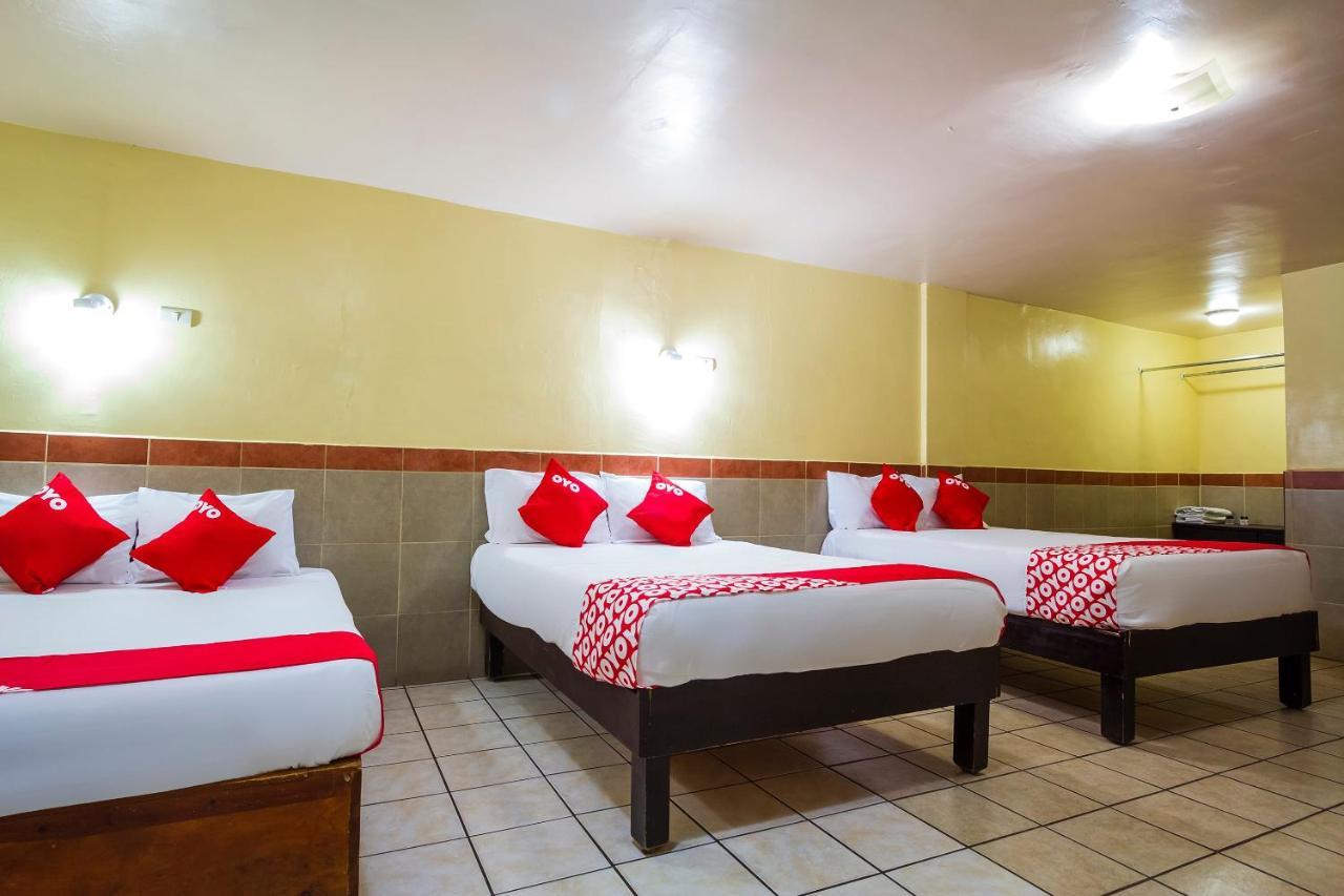 Oyo Hotel San Gilberto 埃莫西约 外观 照片